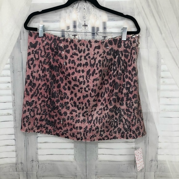 Free People Pink Skinny Flip Sequin Flip Cheetah Mini Skirt Festival Festive NWT - Picture 4 of 11